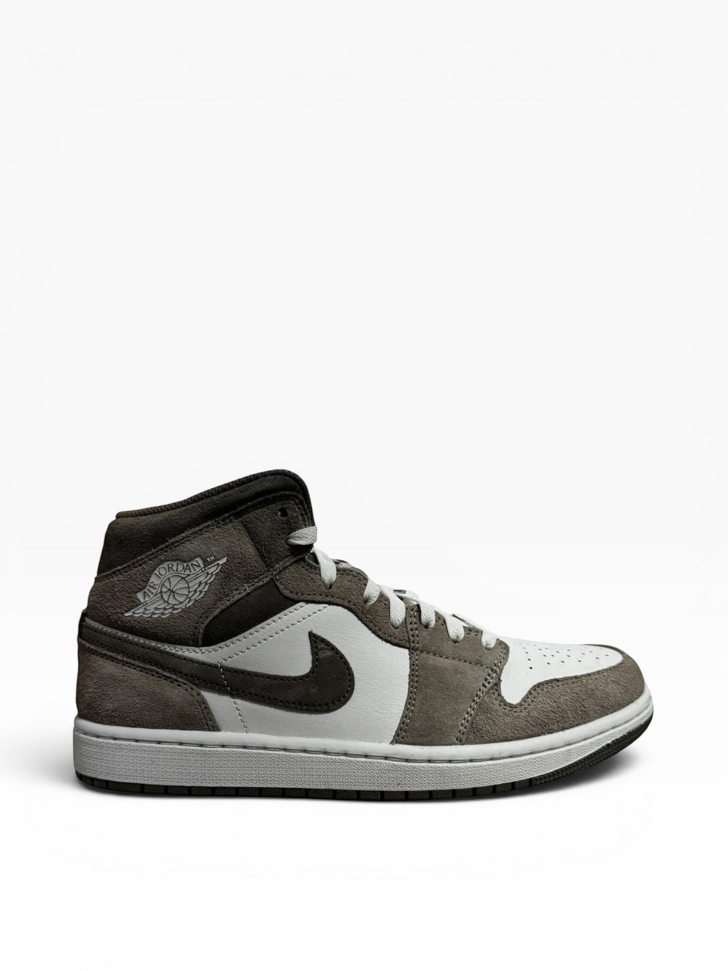 Nike Air Jordan 1 mid