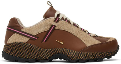 Jacquemus x Nike Wmns Air Humara LX 'Brown'