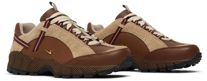 Jacquemus x Nike Wmns Air Humara LX 'Brown'