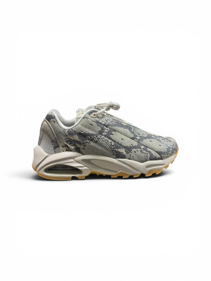 Nike - Nocta serpent beige