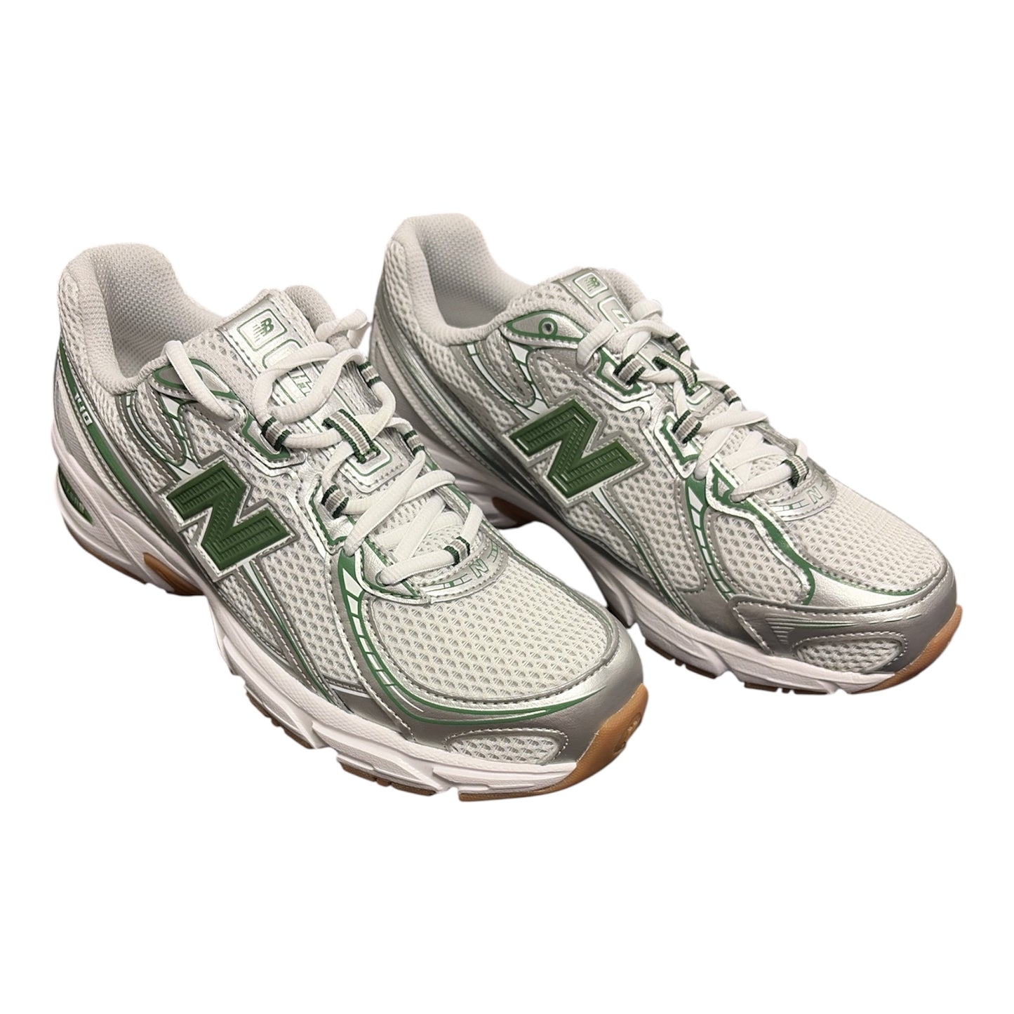New Balance 740