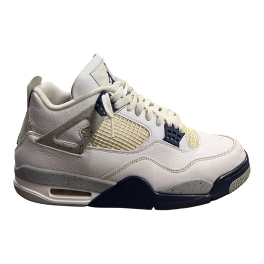 Air Jordan 4
