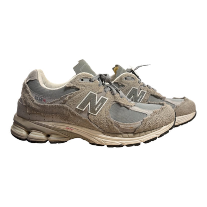 New Balance - 2002R