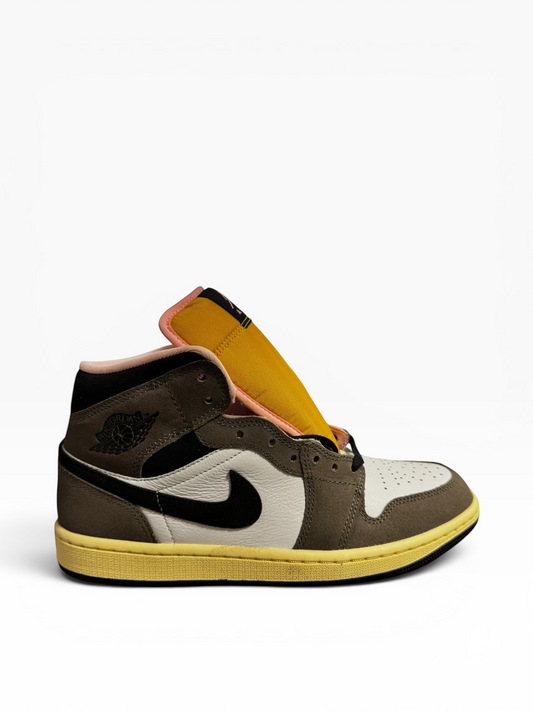 Nike Air Jordan 1 MID SE