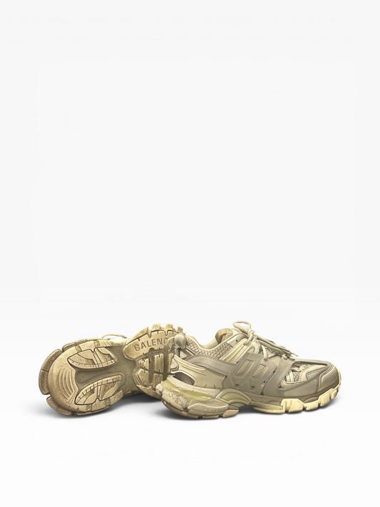 Balenciaga Track beige